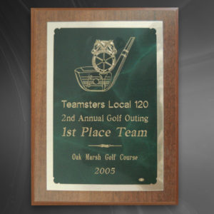 Walnut Finish Plaque 6"*8"