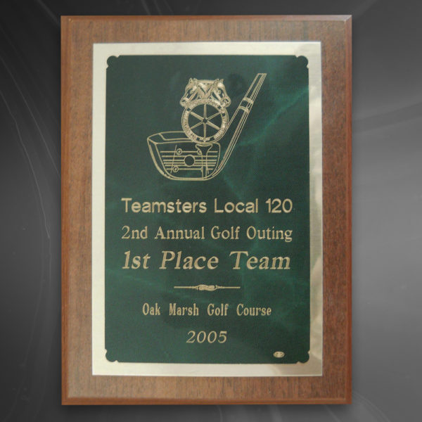 Walnut Finish Plaque 6"*8"